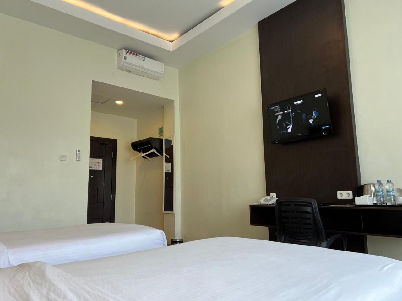 Kirei Hotel Bantaeng 외부 사진