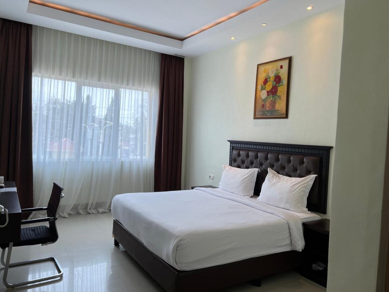 Kirei Hotel Bantaeng 외부 사진
