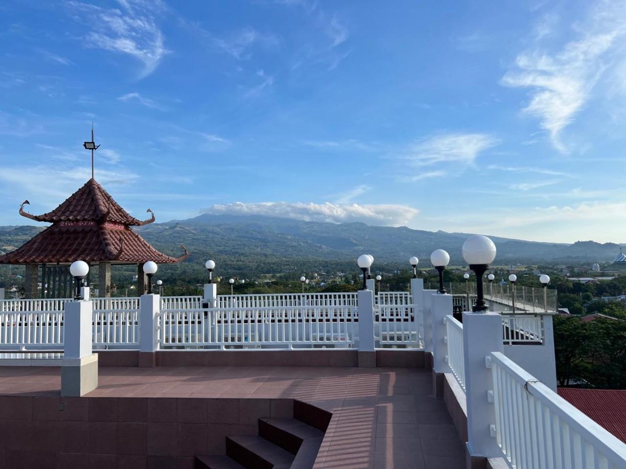Kirei Hotel Bantaeng 외부 사진