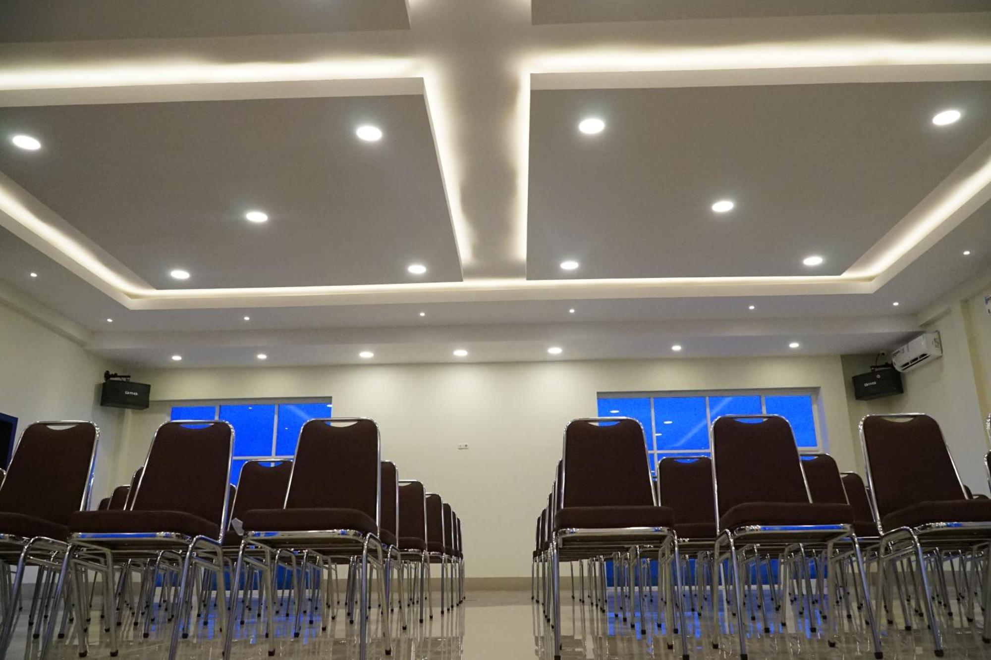 Kirei Hotel Bantaeng 외부 사진