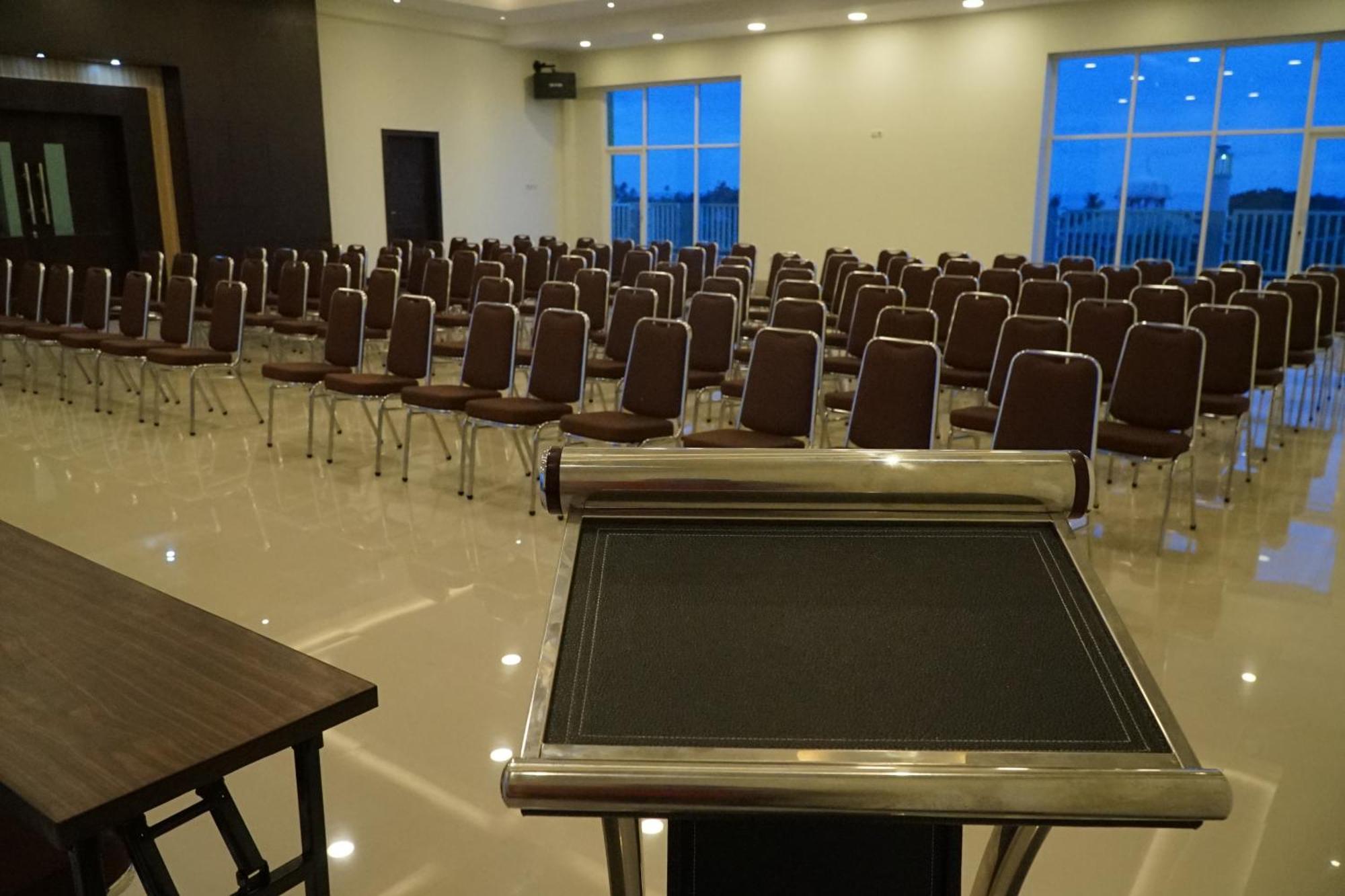 Kirei Hotel Bantaeng 외부 사진